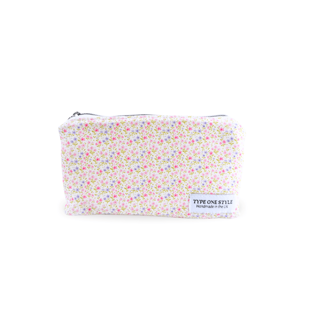 Pen Case 2 - Cute Meadow for diabetes supplies and insulin pumps