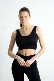  Core 3D Fit Ribbed Seamless Sports Bra for XS diabetes supplies and insulin pumps
